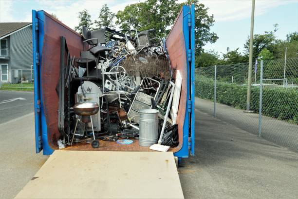 Best Commercial Junk Removal  in Chadron, NE