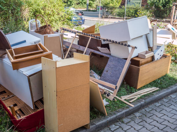 Best Construction Debris Removal  in Chadron, NE