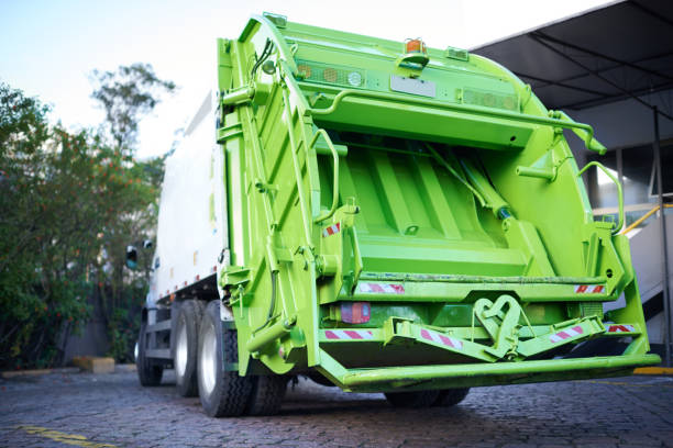 Best Commercial Cleanout Services  in Chadron, NE
